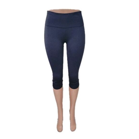 Lululemon Seamlessly‎ Street Crop Leggings Women's Size 8 Cadet Blue Yoga - Picture 2 of 13